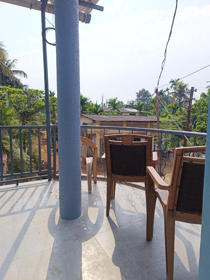 Shree Nivas Home Stay Srīvardhan エクステリア 写真